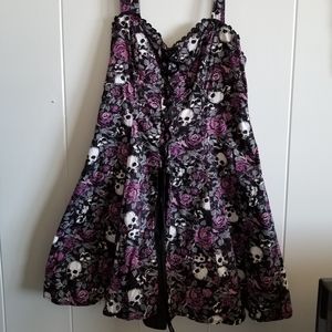Hot Topic Skull Floral Lace Front Dress